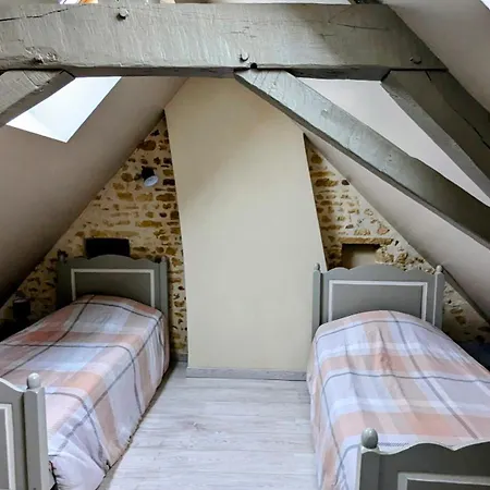 A La Campagne Proche Du Mans *